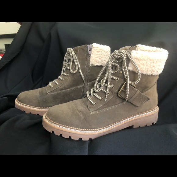 Universal Thread Shoes - Universal Thread Olive Green Women Winter Boots 10